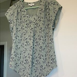 Floral V-Neck Blouse - Soft Green